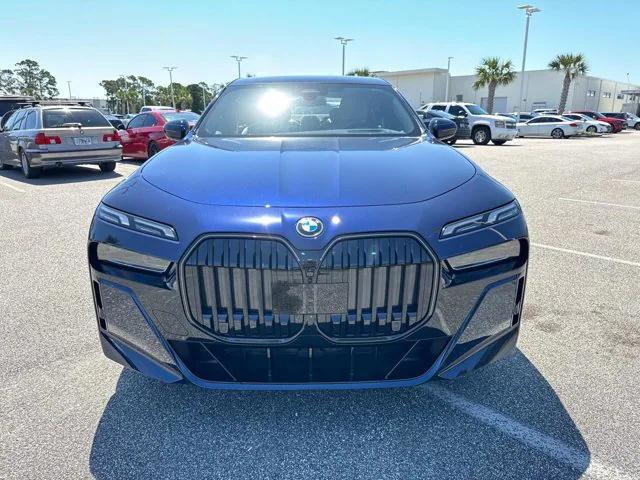 new 2025 BMW 750e car