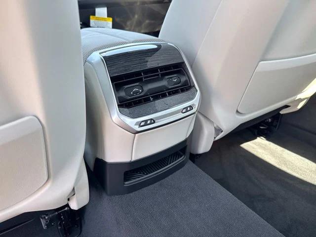 new 2025 BMW 750e car