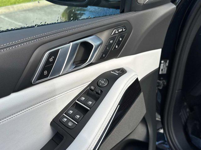 new 2026 BMW X7 car