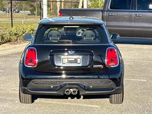 used 2022 MINI Hardtop car, priced at $22,741