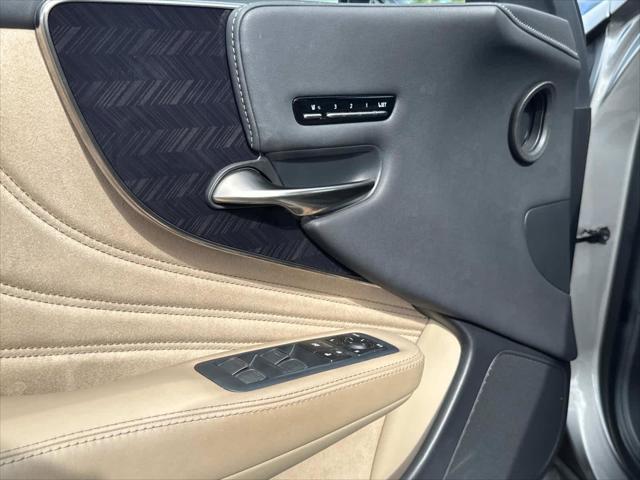 used 2022 Lexus LS 500 car, priced at $55,871