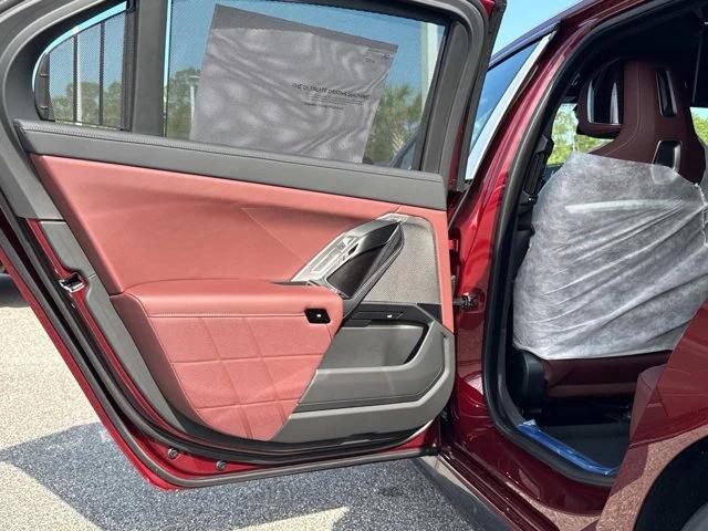 new 2025 BMW 740 car