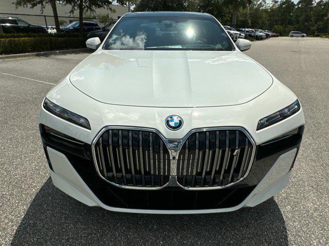 new 2024 BMW i7 car