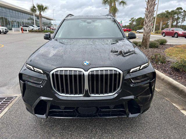 new 2025 BMW X7 car