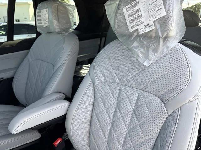 new 2026 BMW X7 car, priced at $103,485
