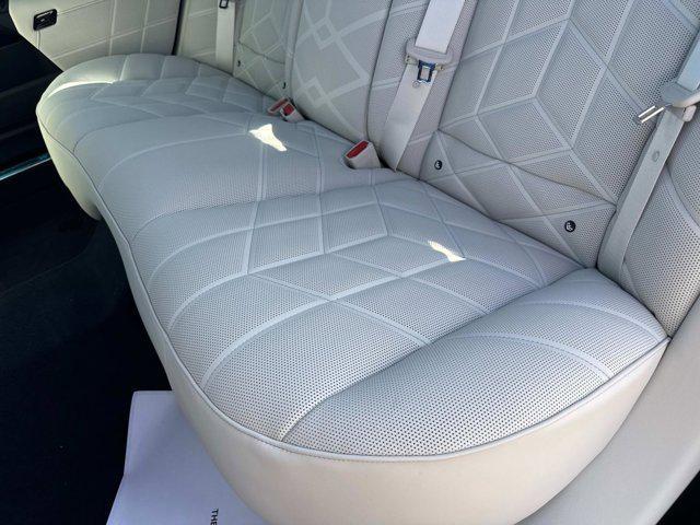 new 2025 BMW 760 car, priced at $130,684