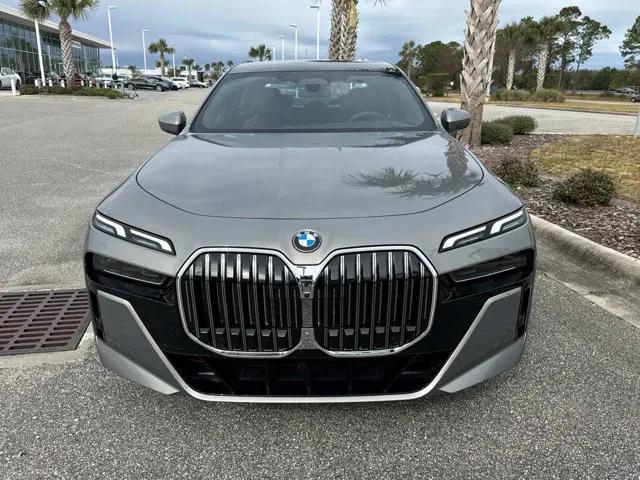 new 2025 BMW 760 car