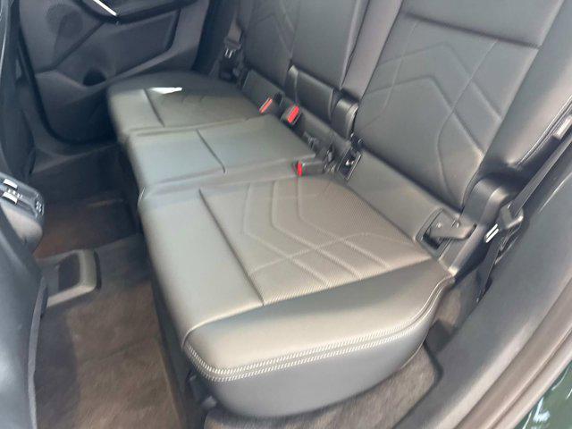 new 2025 BMW X1 car