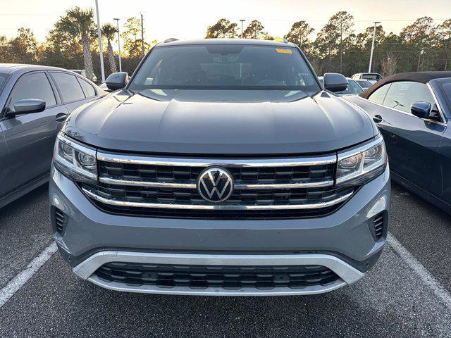 used 2020 Volkswagen Atlas Cross Sport car, priced at $23,871