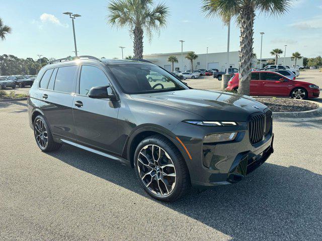 new 2025 BMW X7 car