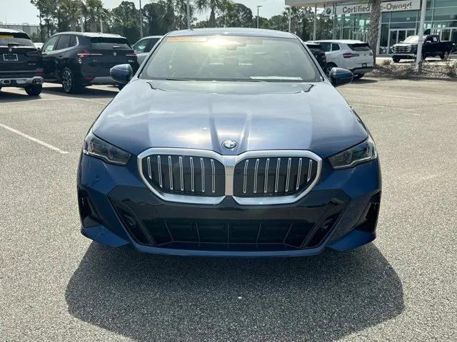 new 2025 BMW 530 car