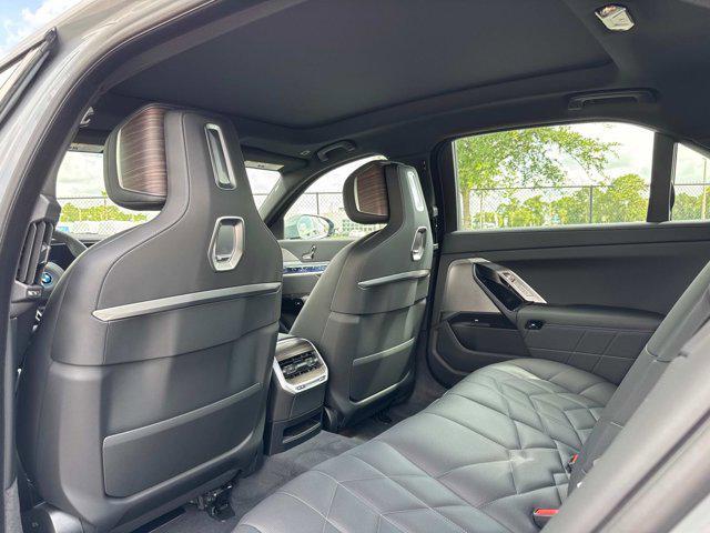 new 2025 BMW 750e car