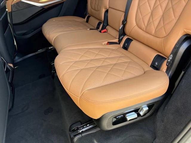 new 2026 BMW X7 car, priced at $100,735