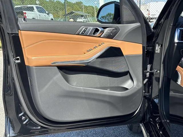 new 2026 BMW X7 car, priced at $97,255