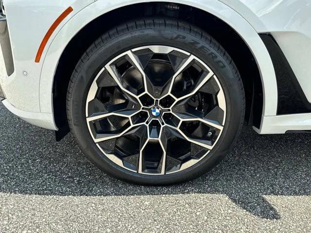 new 2025 BMW X7 car, priced at $104,584