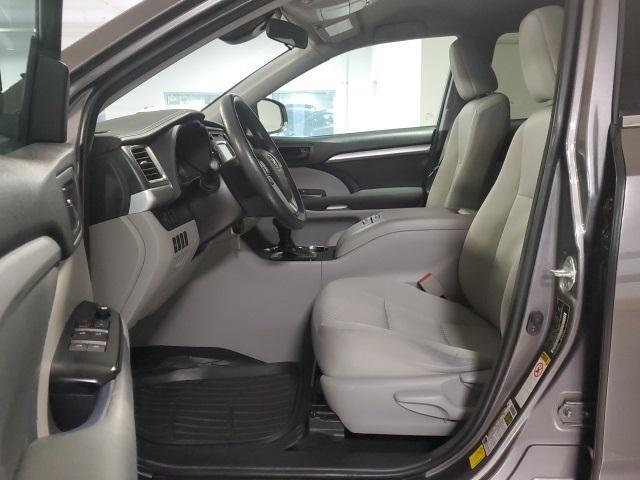 used 2018 Toyota Highlander car, priced at $22,998