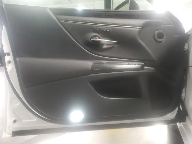 used 2021 Lexus ES 350 car, priced at $33,498