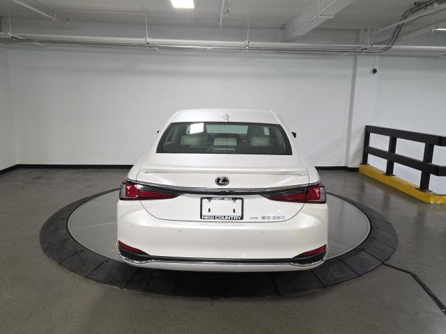 used 2023 Lexus ES 250 car, priced at $33,498