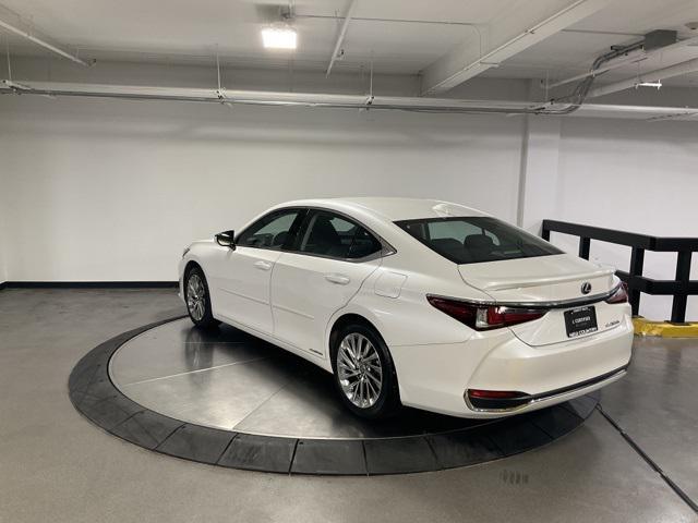 used 2022 Lexus ES 300h car, priced at $41,498