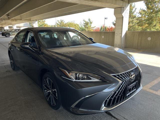 new 2025 Lexus ES 350 car, priced at $48,314