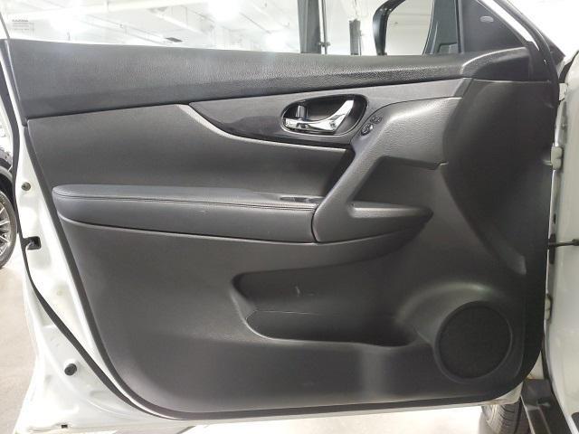 used 2019 Nissan Rogue car, priced at $15,489