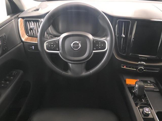 used 2022 Volvo XC60 car, priced at $27,998