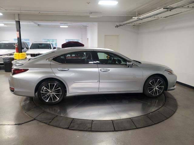 used 2022 Lexus ES 300h car, priced at $36,998