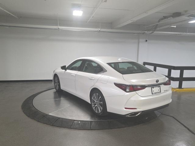 used 2019 Lexus ES 350 car, priced at $27,998