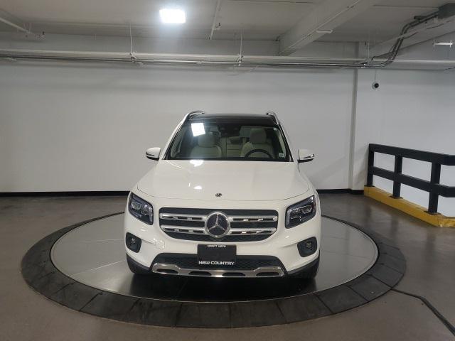 used 2022 Mercedes-Benz GLB 250 car, priced at $27,998