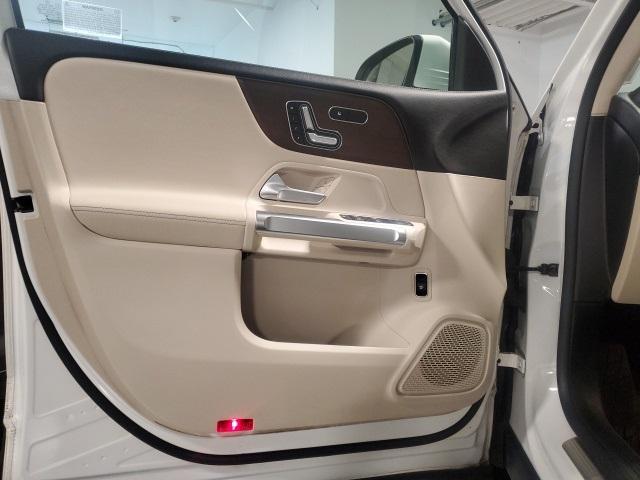 used 2022 Mercedes-Benz GLB 250 car, priced at $27,998