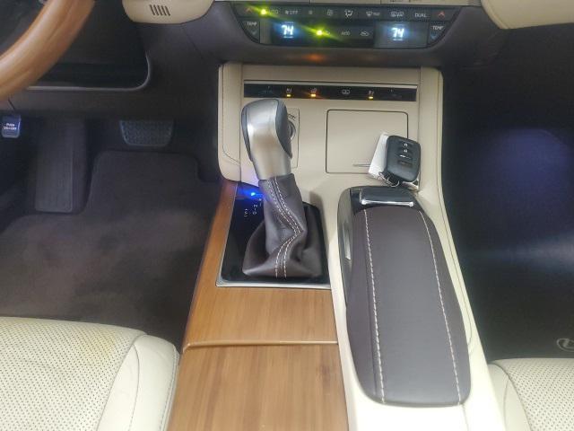 used 2016 Lexus ES 300h car, priced at $18,998