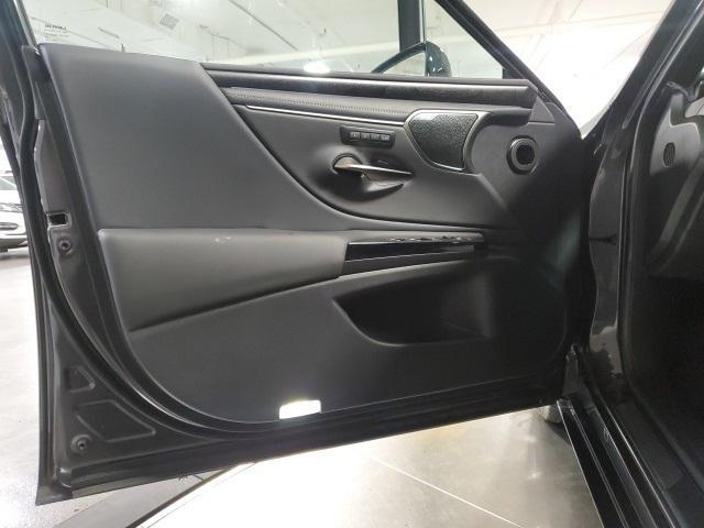used 2025 Lexus ES 350 car, priced at $48,998