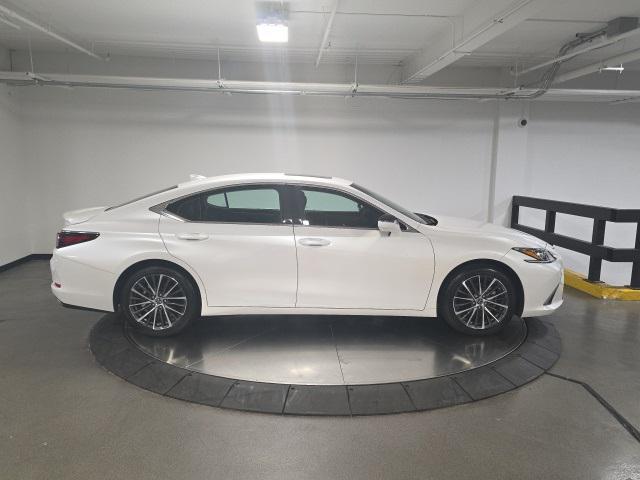 used 2023 Lexus ES 350 car, priced at $38,998