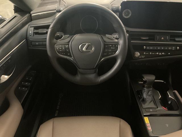 used 2025 Lexus ES 350 car, priced at $44,998