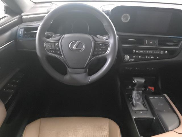 used 2022 Lexus ES 350 car, priced at $34,998