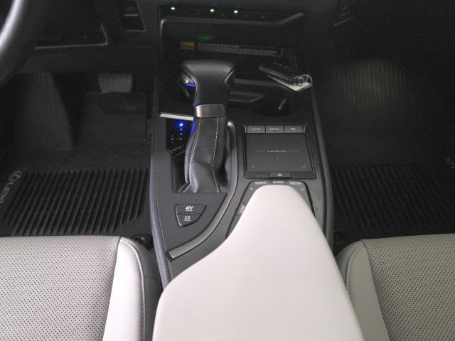 used 2020 Lexus UX 250h car, priced at $29,998