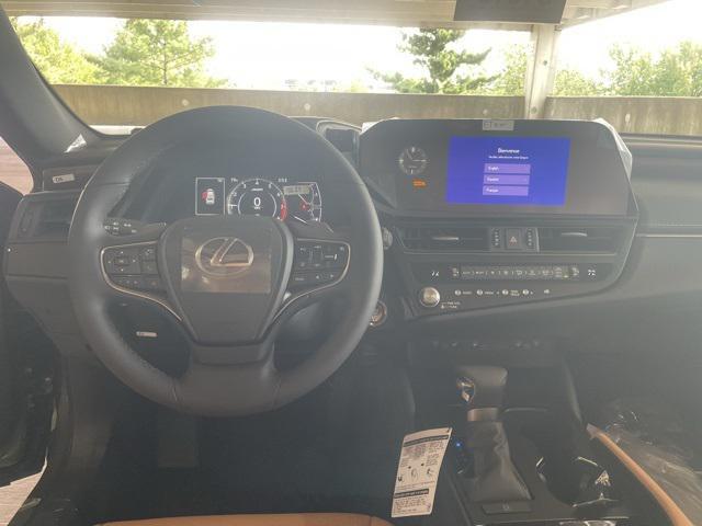 new 2025 Lexus ES 350 car, priced at $48,179