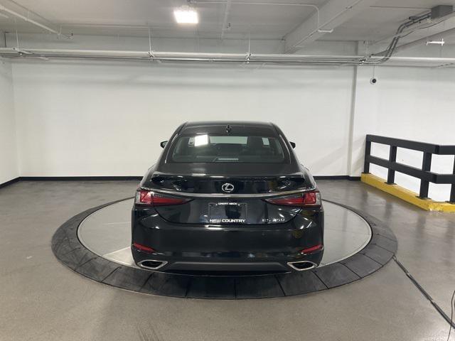 used 2022 Lexus ES 350 car, priced at $32,998