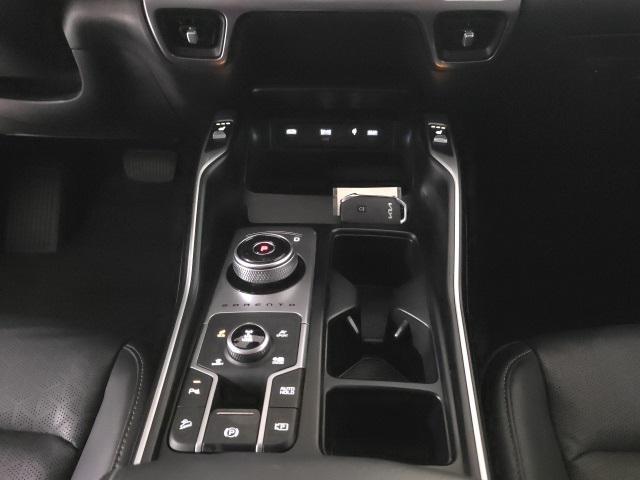 used 2023 Kia Sorento Hybrid car, priced at $26,998