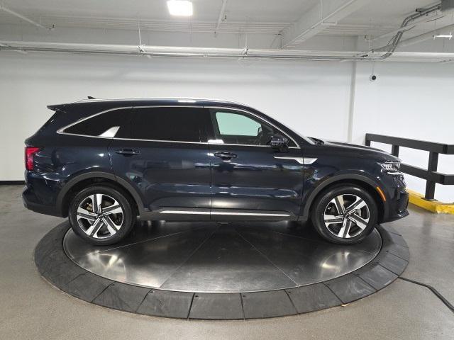 used 2023 Kia Sorento Hybrid car, priced at $26,998