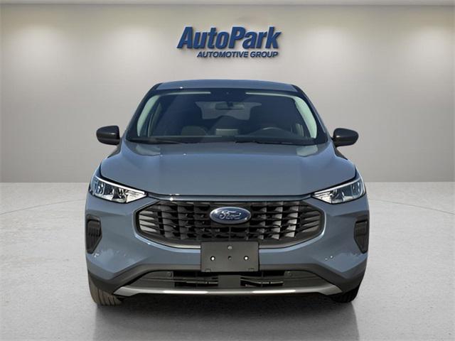 used 2025 Ford Escape car, priced at $25,350