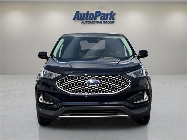 new 2024 Ford Edge car, priced at $45,285