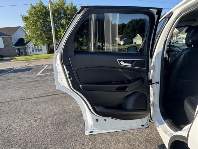 used 2019 Ford Edge car, priced at $13,495