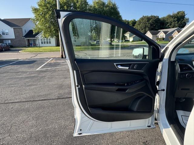 used 2019 Ford Edge car, priced at $13,495
