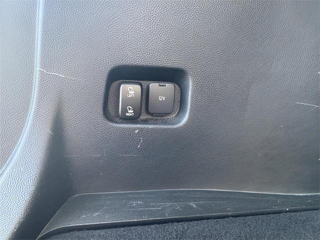 used 2019 Ford Edge car, priced at $13,495