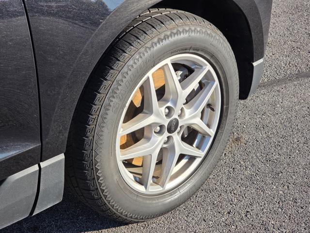 used 2023 Ford Edge car, priced at $22,500