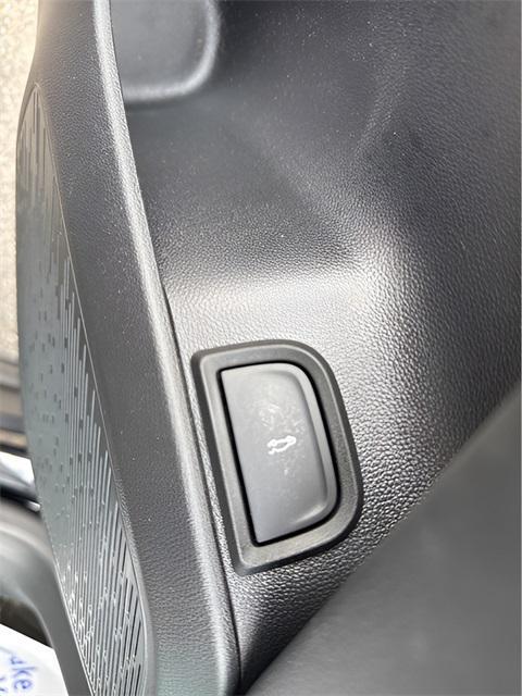 used 2025 Chevrolet Equinox car, priced at $29,995