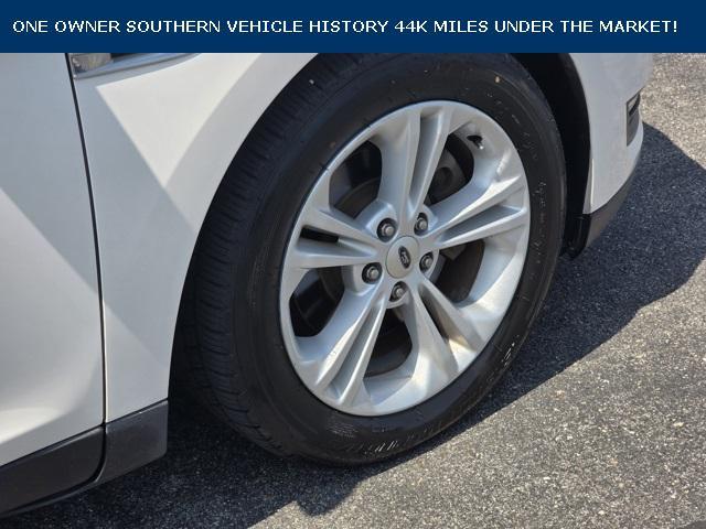 used 2015 Ford Taurus car, priced at $14,995