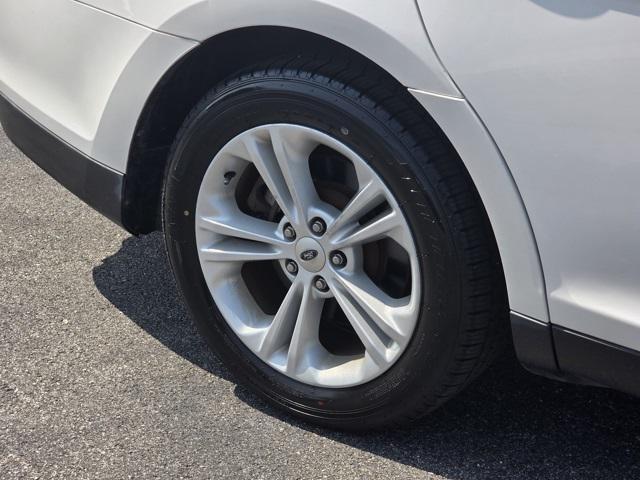 used 2015 Ford Taurus car, priced at $16,995