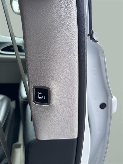 used 2023 Chrysler Pacifica car, priced at $22,995